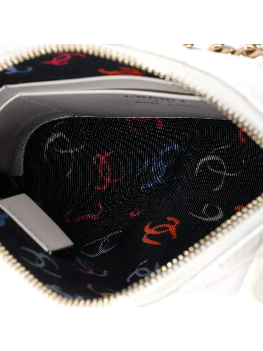 Chanel Cc Dome Zip Clutch With Chain #270707C39B